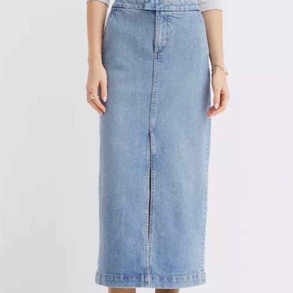 Loft NWOT Denim Skirt